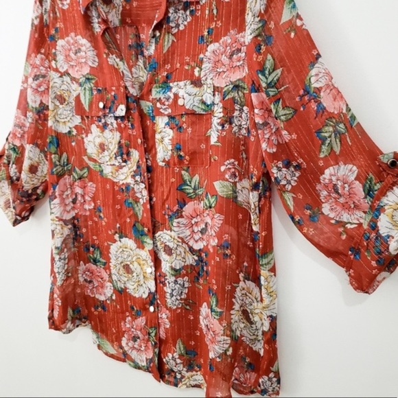 Fall Shimmer Button up Floral Blouse in XL - Picture 6 of 7